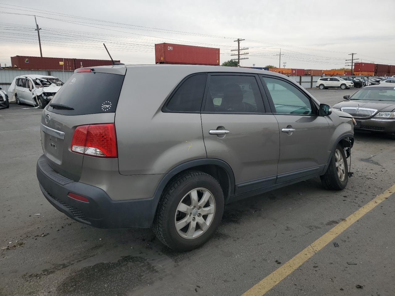 2013 Kia Sorento Lx - Фото 3