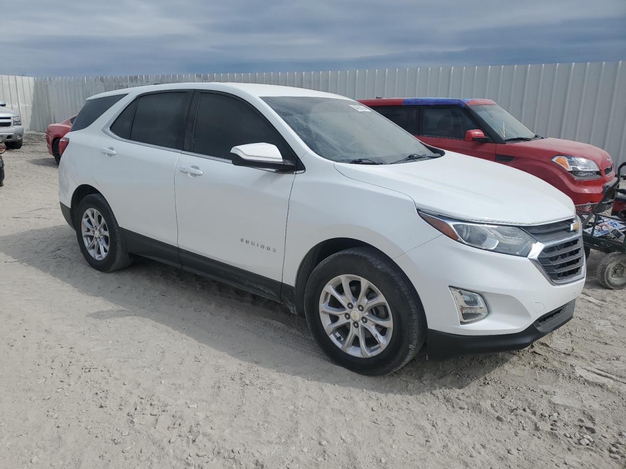 2018 Chevrolet Equinox Lt - Image 4