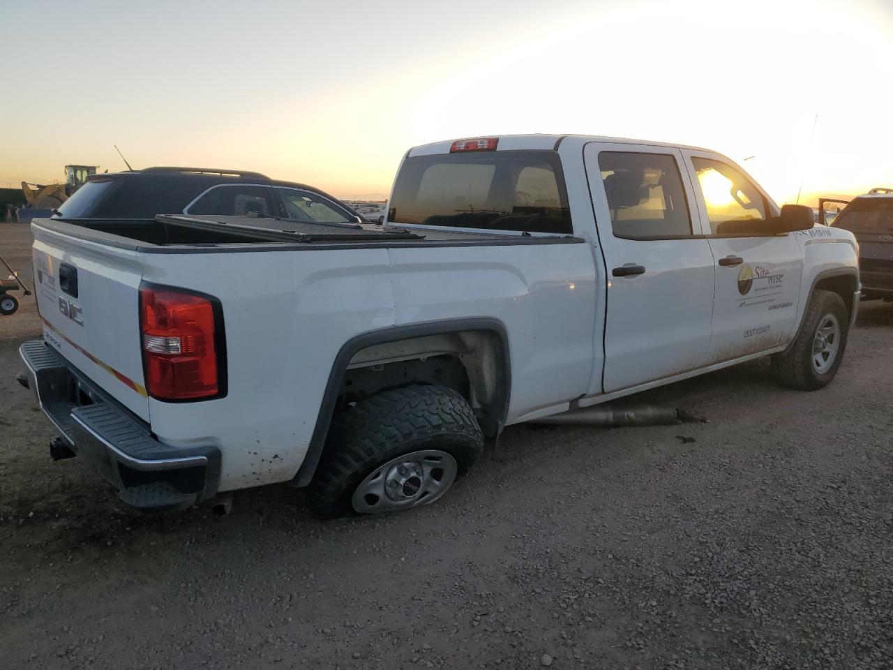 2017 GMC Sierra K1500 - Фото 3
