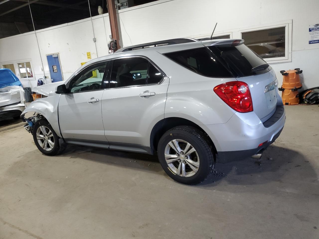 2015 Chevrolet Equinox - Image 2