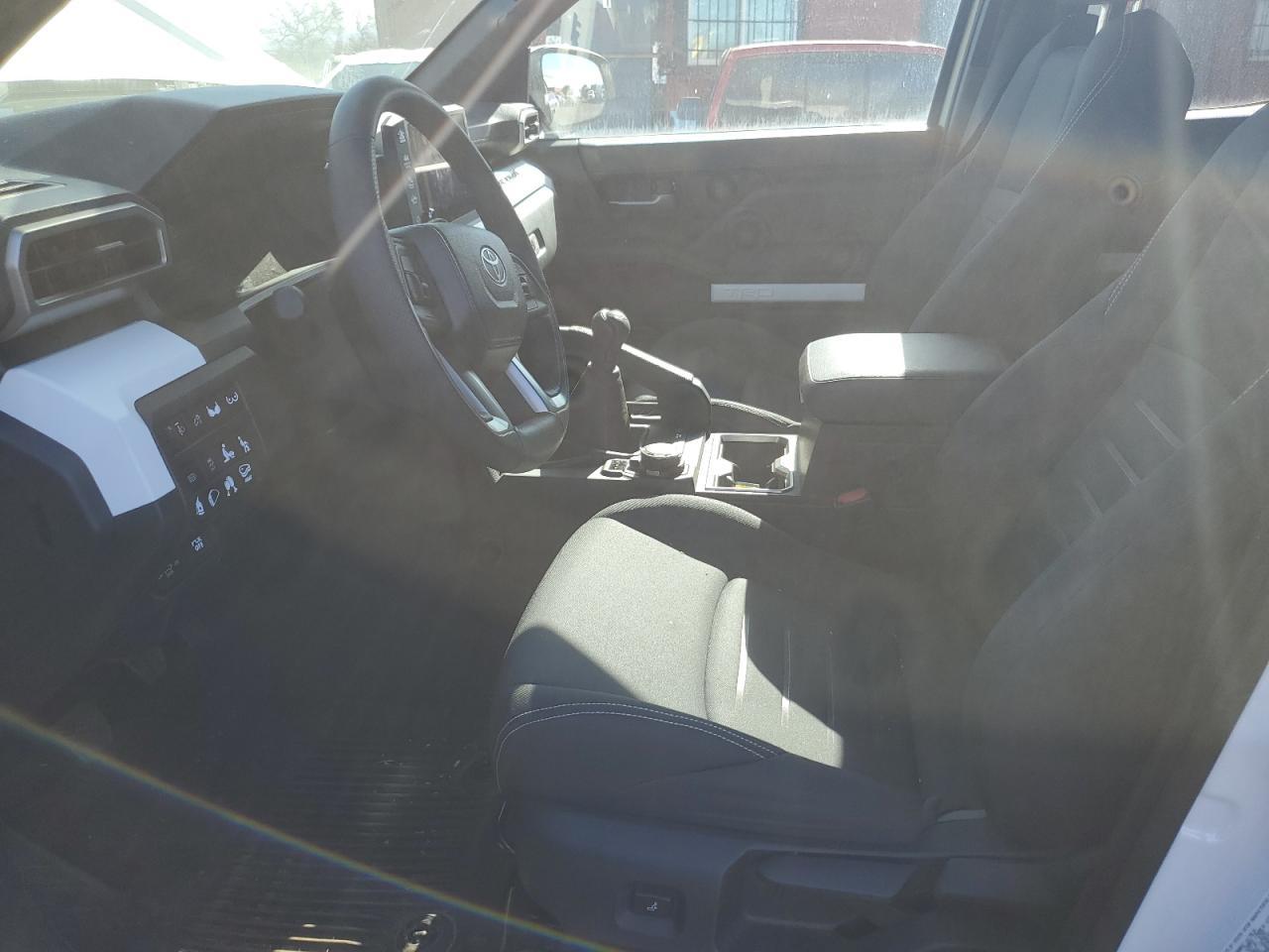 2024 Toyota Tacoma Double Cab - Image 7