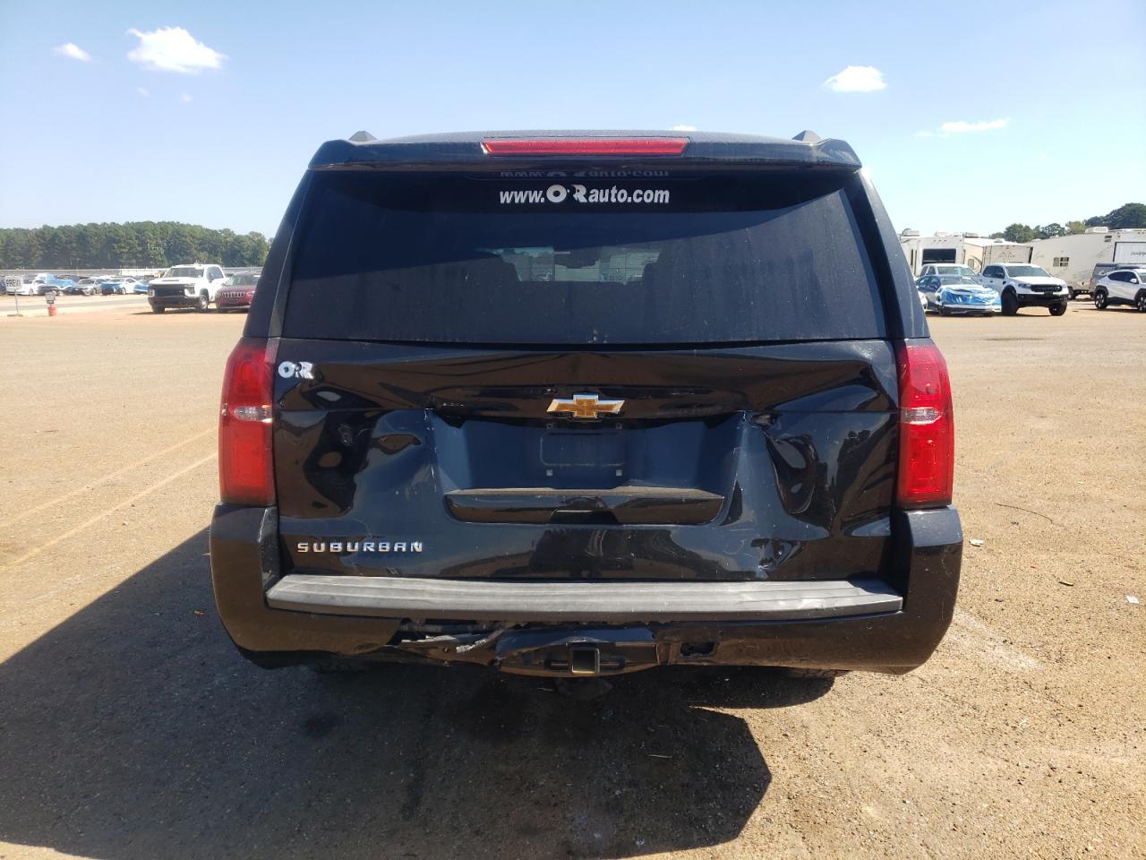 2017 Chevrolet Suburban C1500 Lt - Фото 6