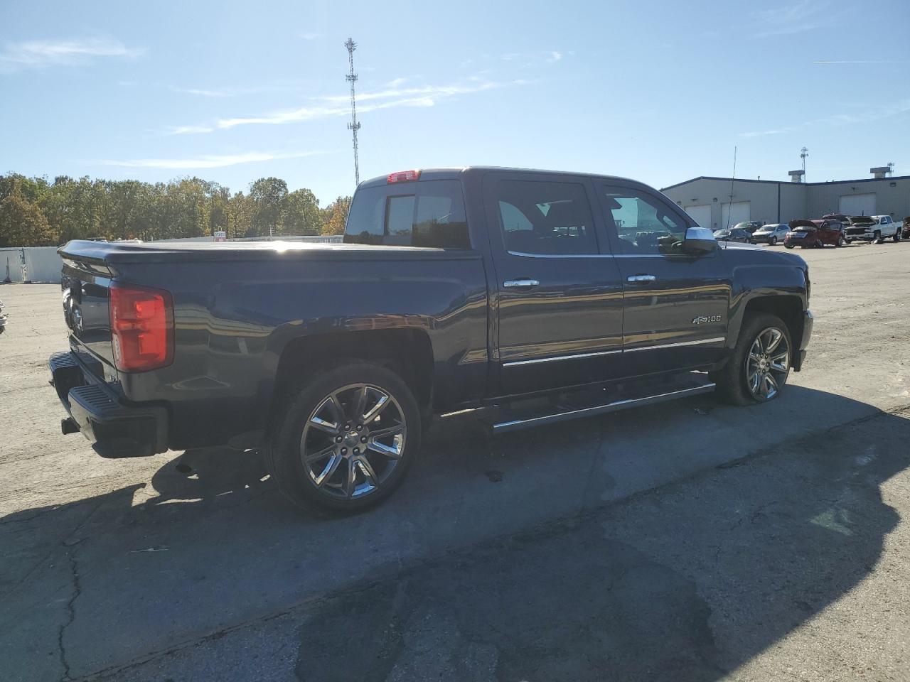 2018 Chevrolet Silverado K1500 Ltz - Image 3