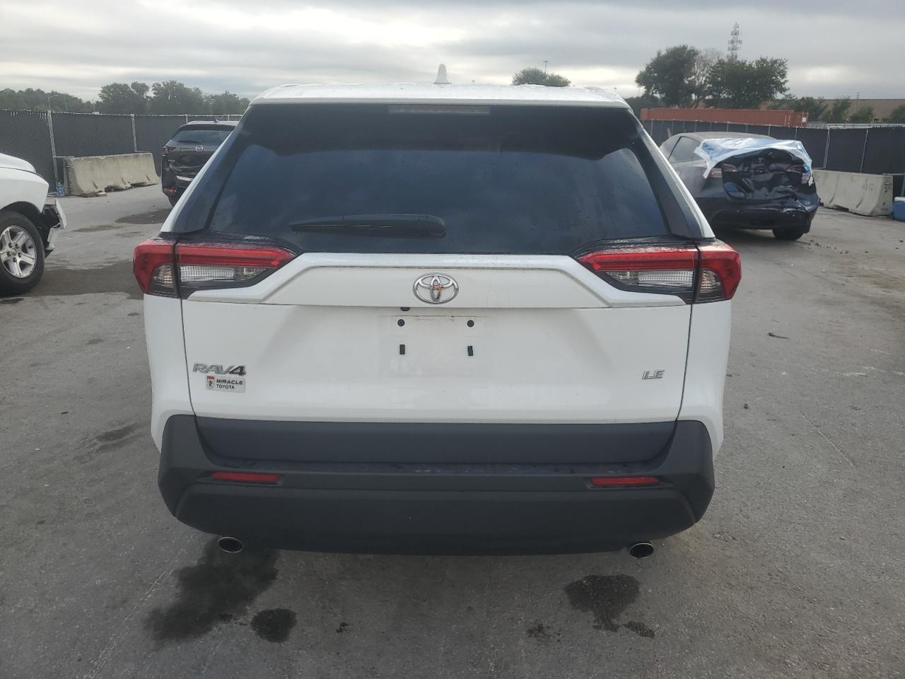 2024 Toyota Rav4 Le - Фото 6