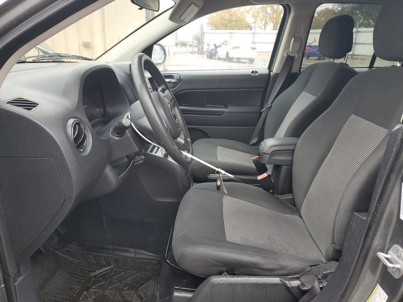 2012 Jeep Compass Sport - Фото 7