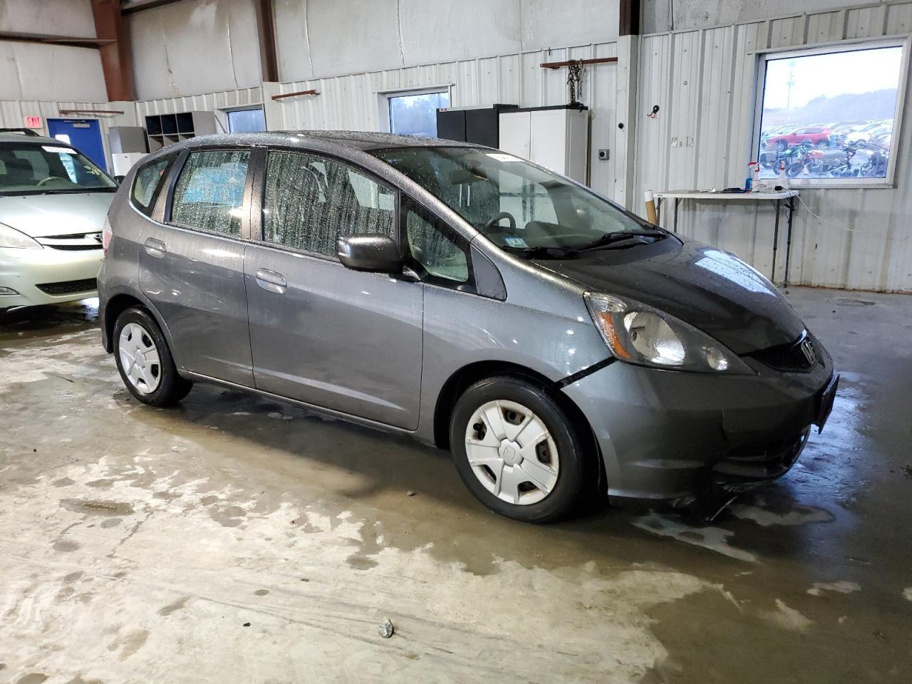 2013 Honda Fit - Image 4