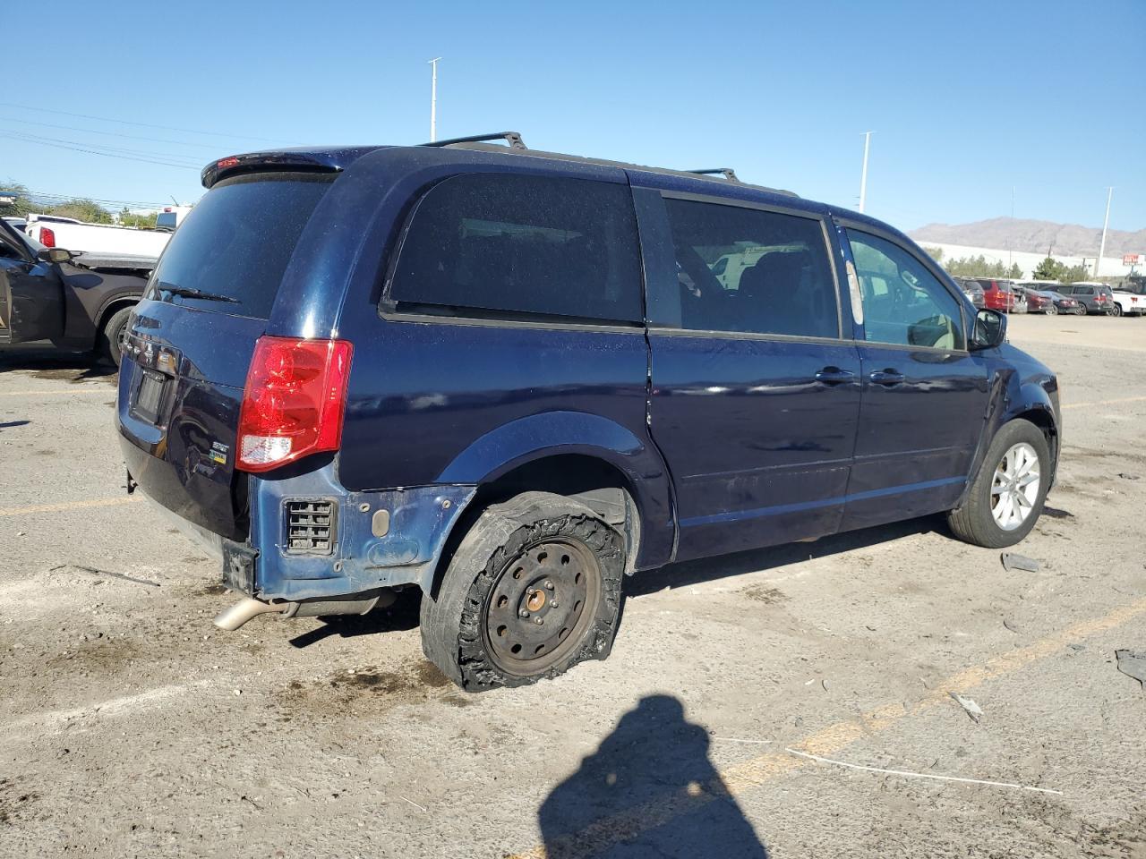 2014 Dodge Grand Caravan Sxt - Фото 3