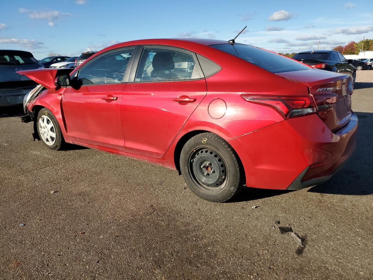 2019 Hyundai Accent Se - Фото 2