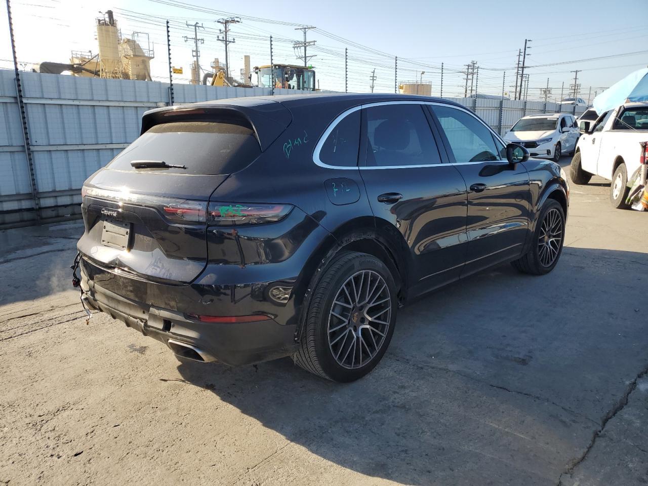 2023 Porsche Cayenne Base - Image 3