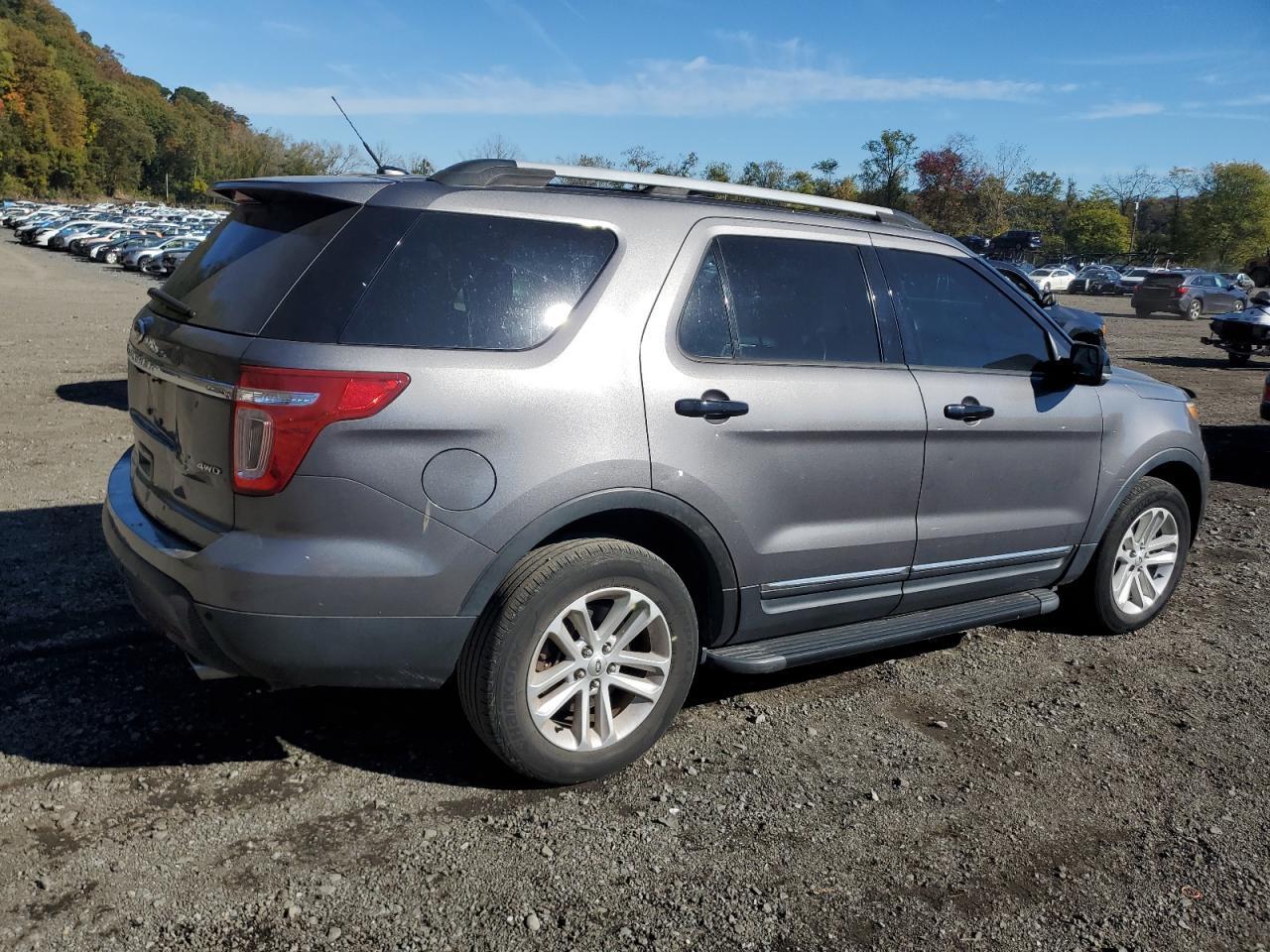 2013 Ford Explorer Xlt - Фото 3