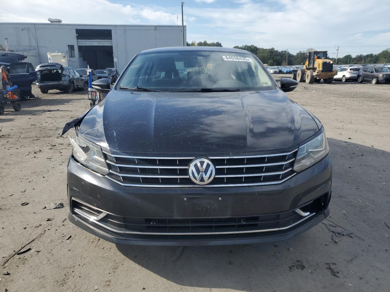 2018 Volkswagen Passat S - Фото 5