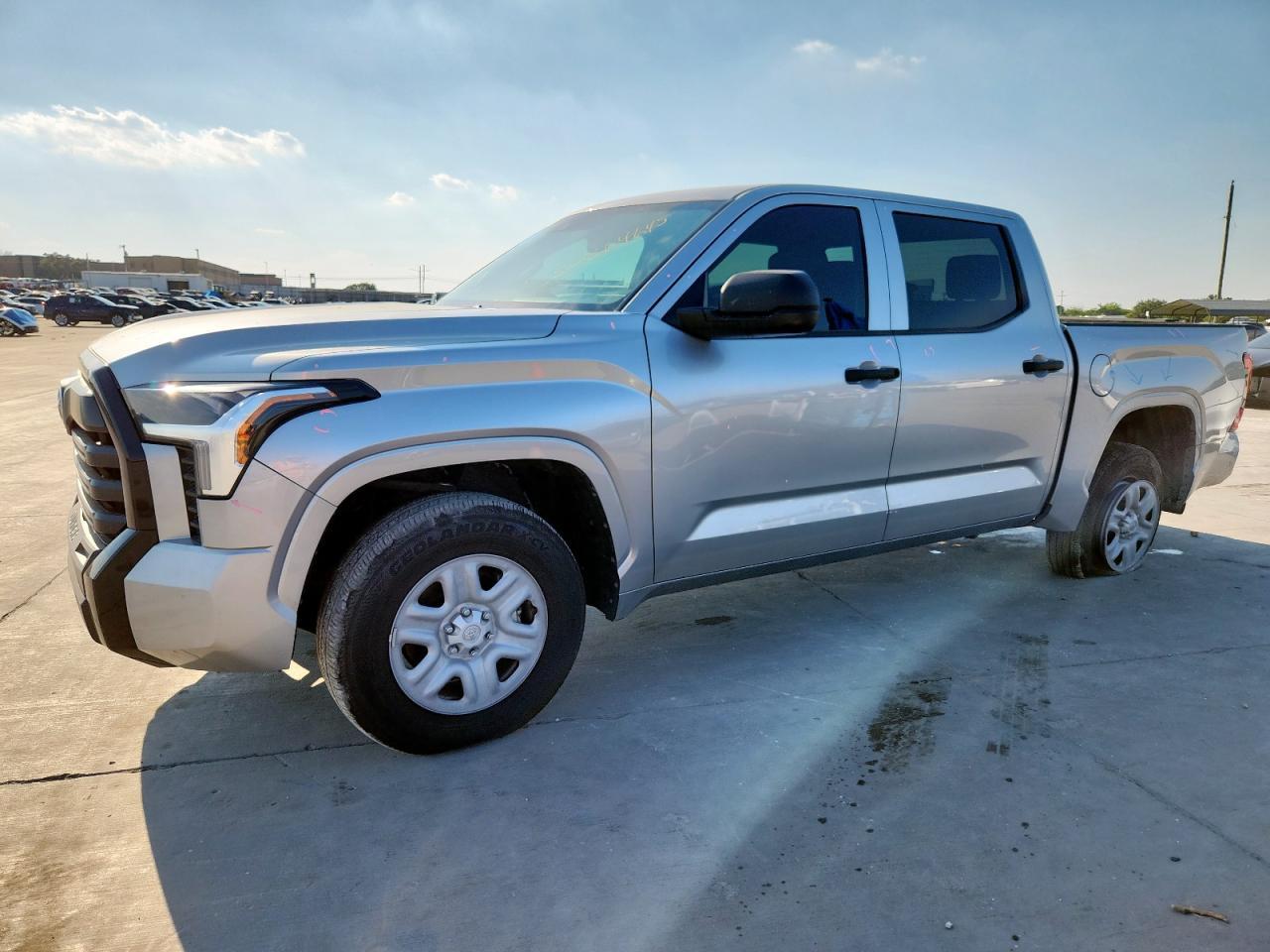 2025 Toyota Tundra Crewmax Sr