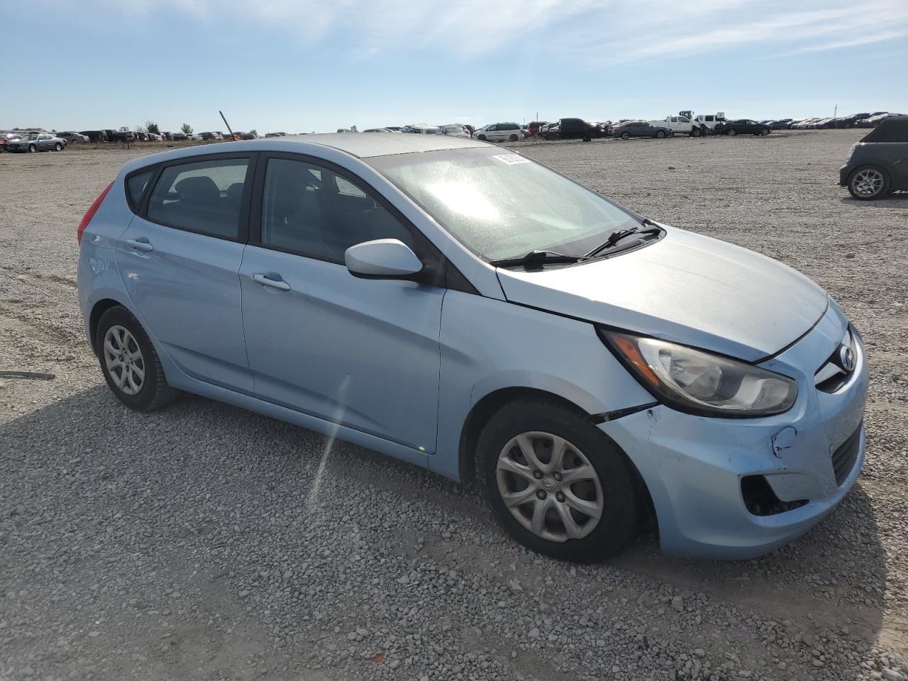 2012 Hyundai Accent Gls - Фото 4