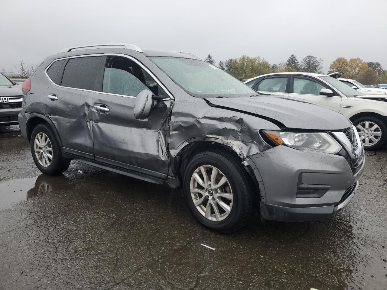 2018 Nissan Rogue S - Фото 4