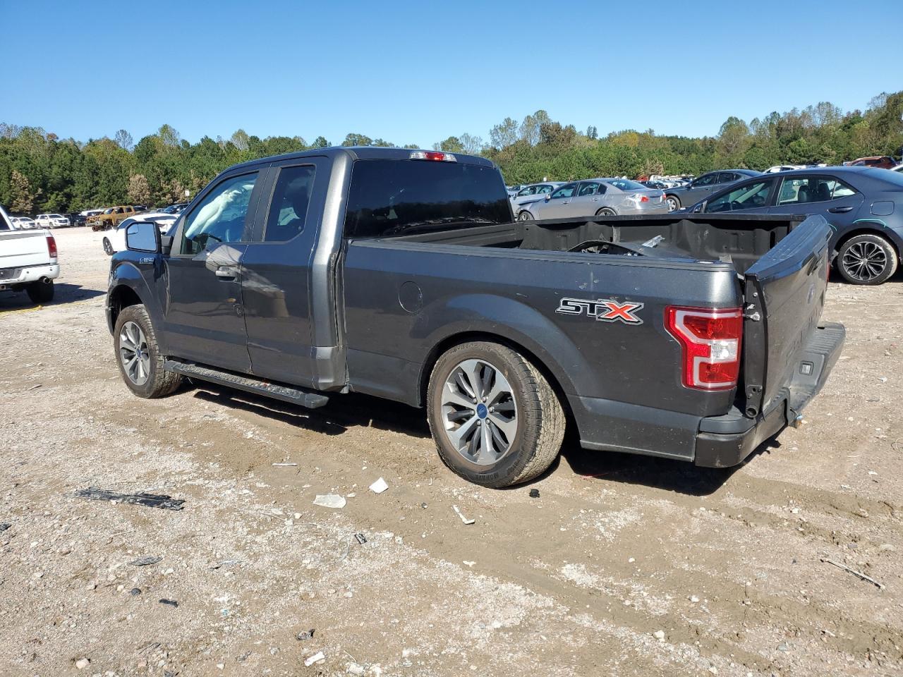 2019 Ford F150 Super Cab - Фото 2