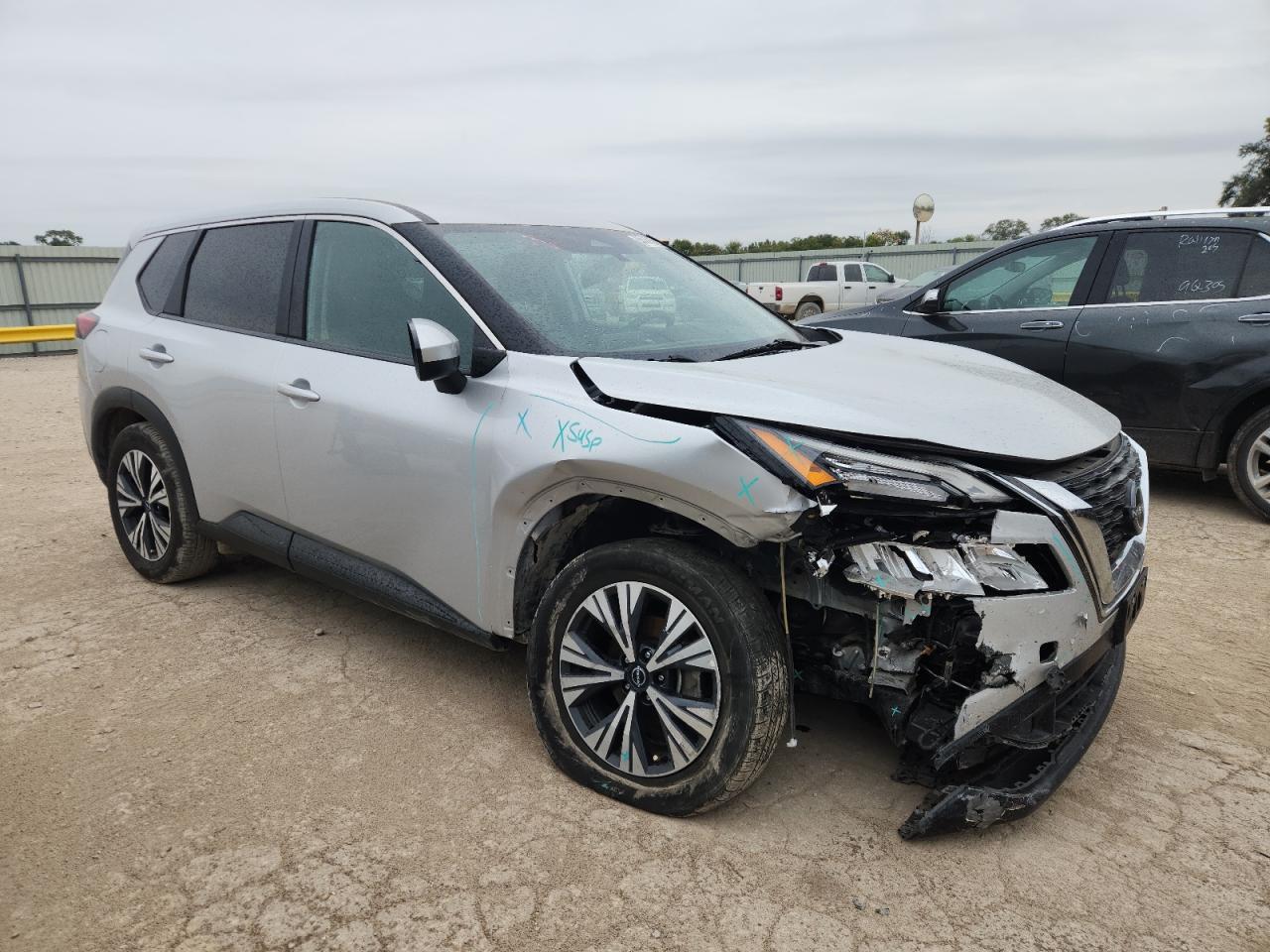 2023 Nissan Rogue Sv - Фото 4