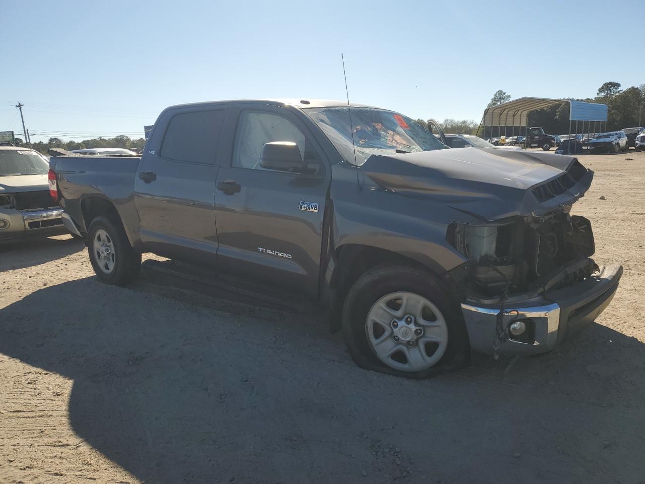 2017 Toyota Tundra Crewmax Sr5 - Image 4