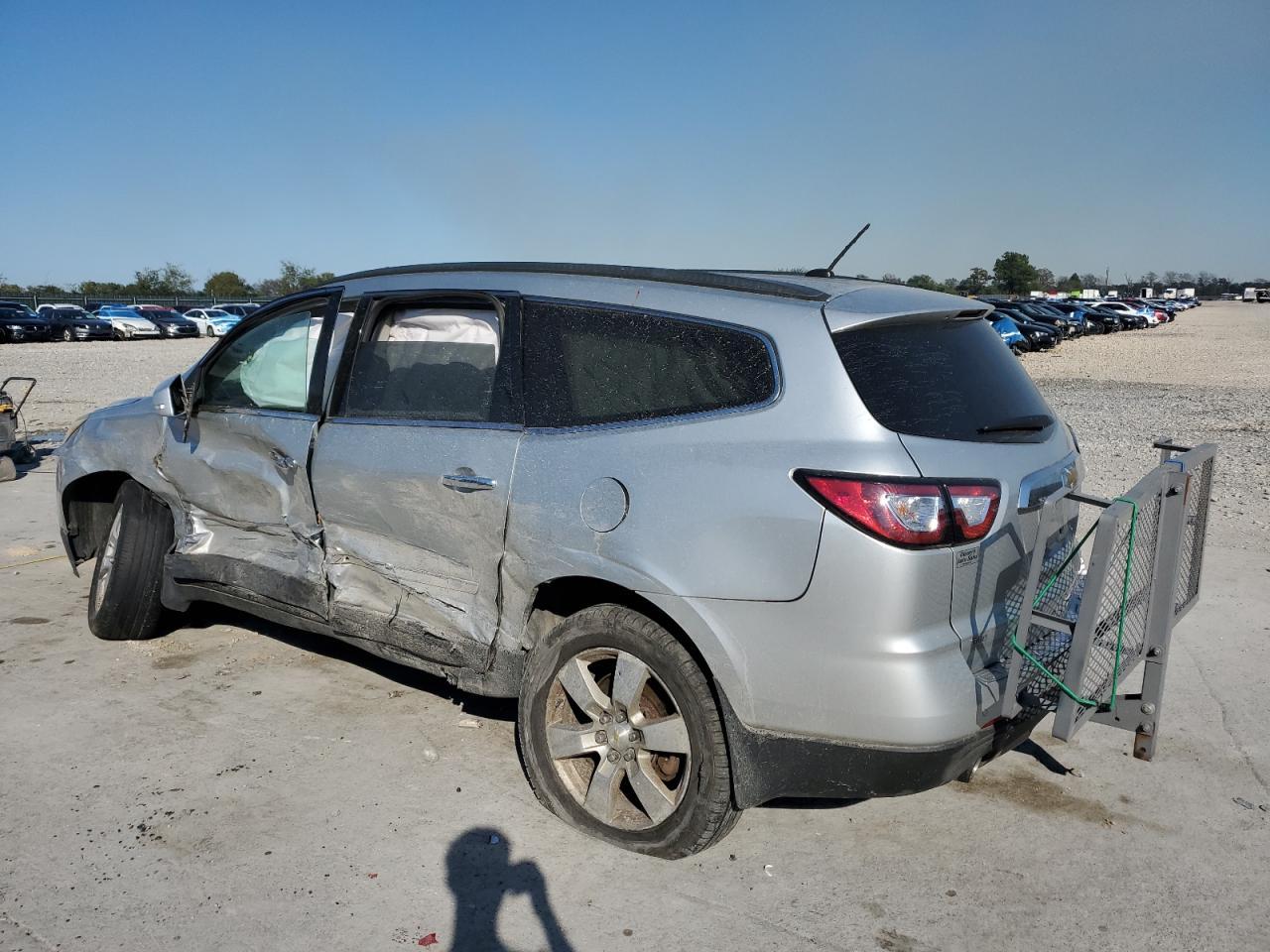 2015 Chevrolet Traverse Ltz - Image 2