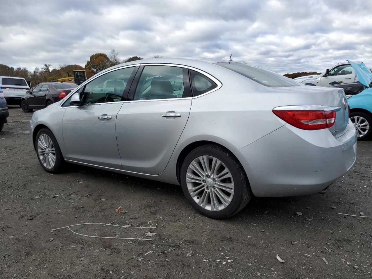 2014 Buick Verano - Image 2