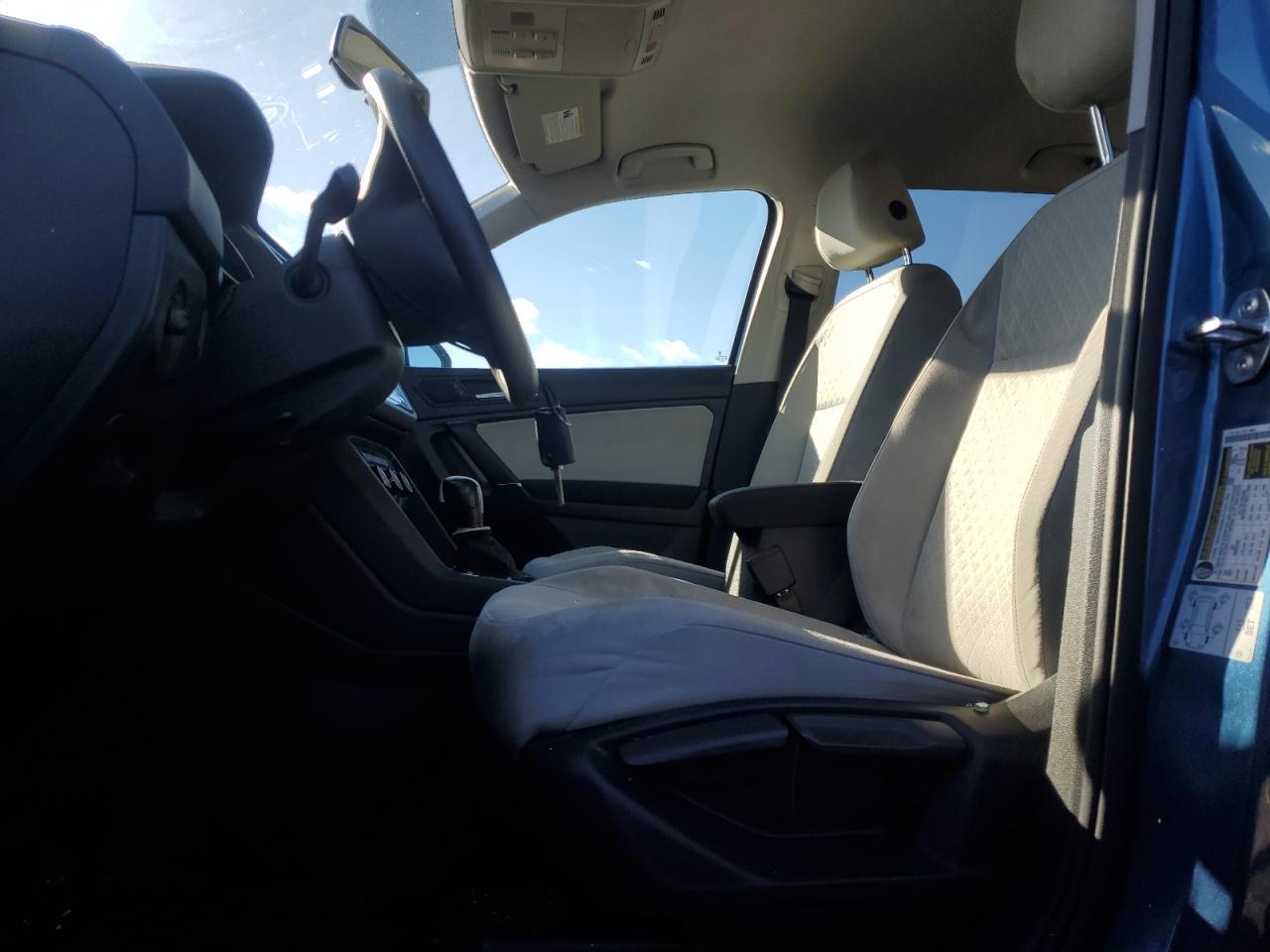 2020 Volkswagen Tiguan S - Фото 7