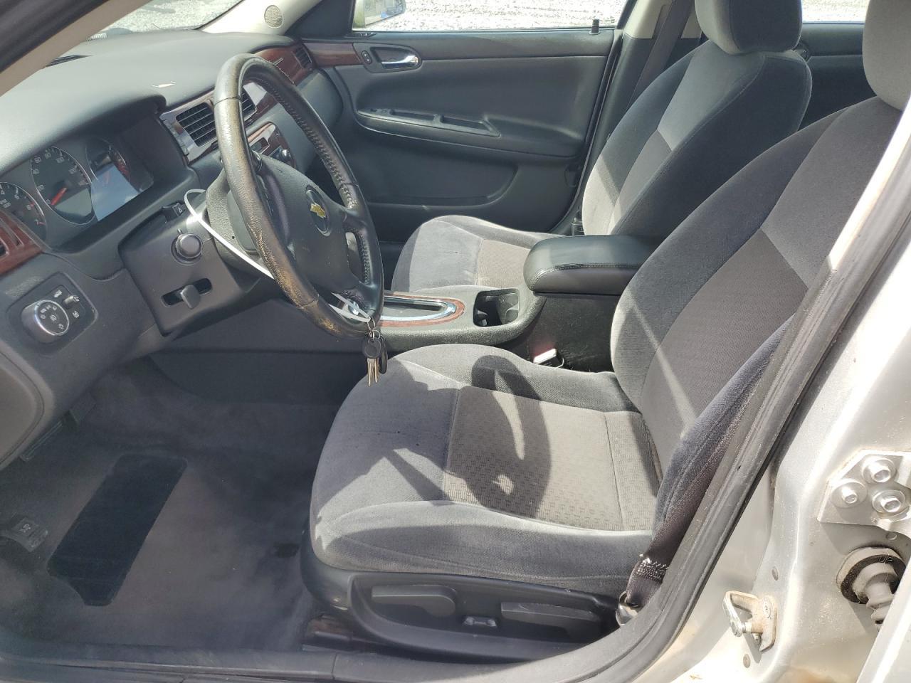 2011 Chevrolet Impala Lt - Image 7