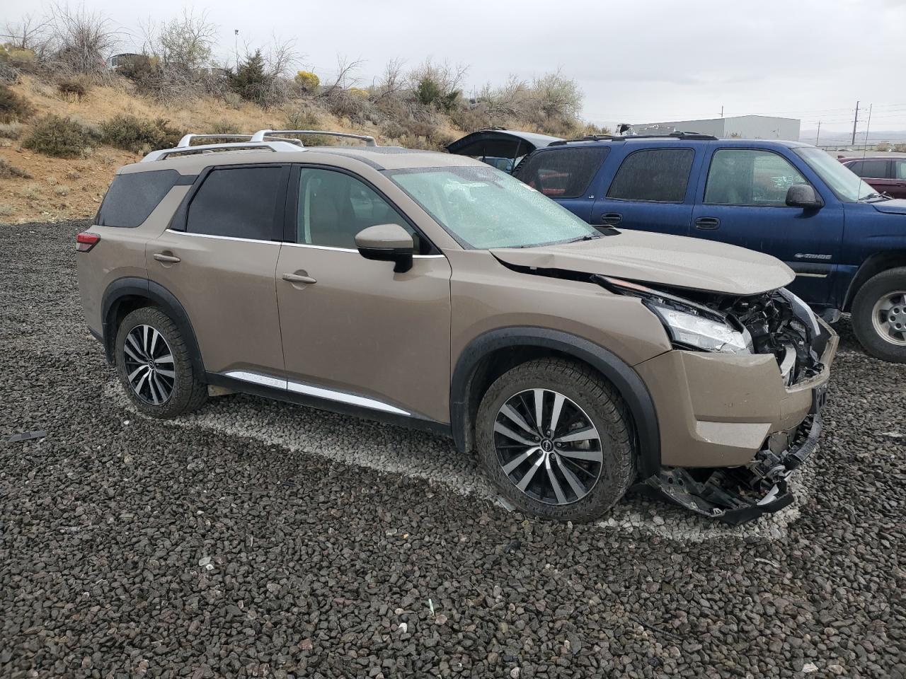 2023 Nissan Pathfinder Platinum - Фото 4
