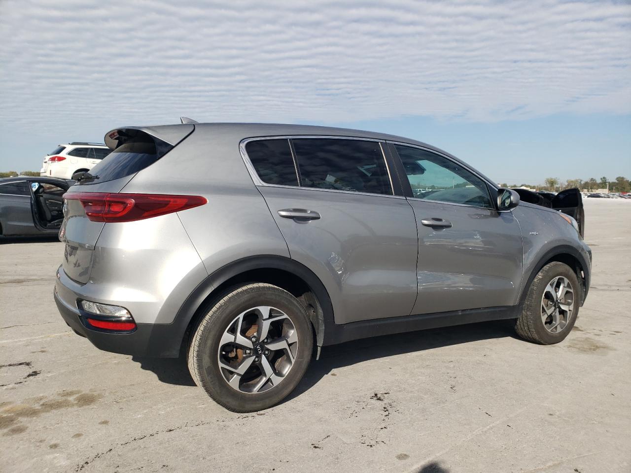 2020 Kia Sportage Lx - Image 3
