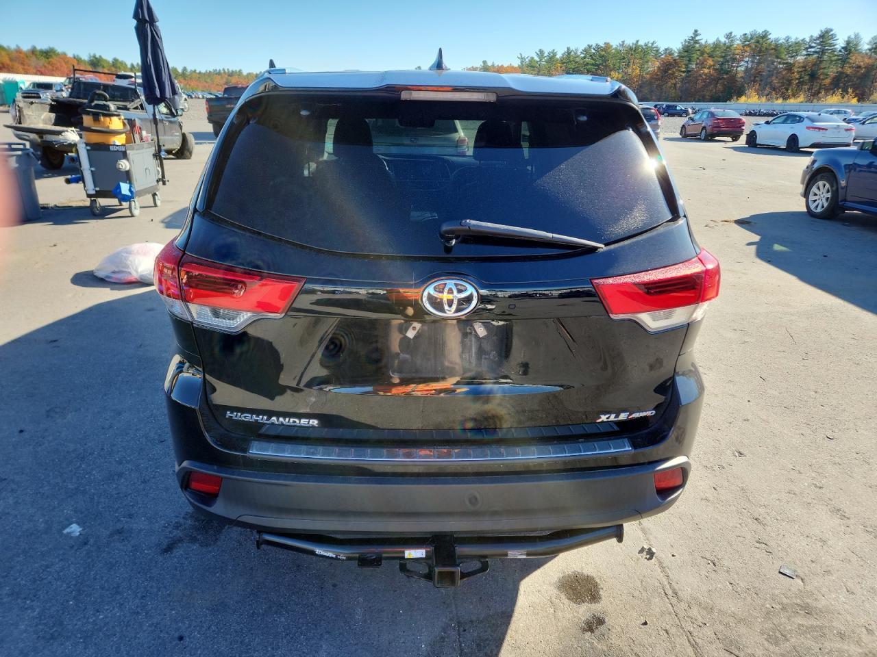 2018 Toyota Highlander Se - Фото 6