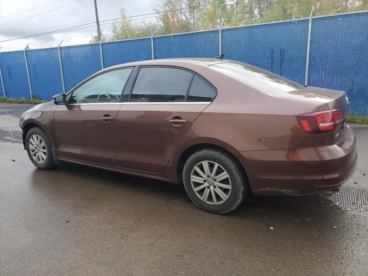 2016 Volkswagen Jetta Sel - Image 2