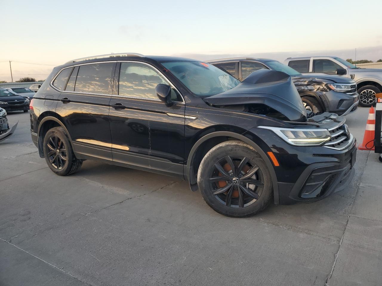 2024 Volkswagen Tiguan Se - Фото 4