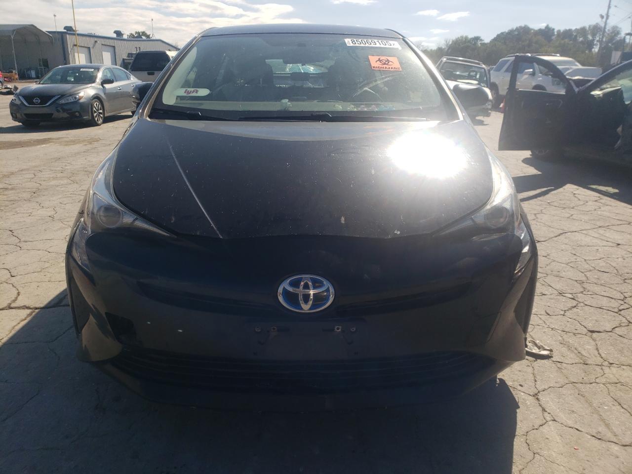 2016 Toyota Prius - Image 5