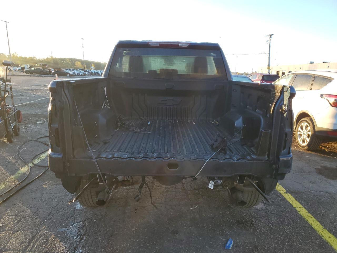 2022 Chevrolet Silverado K1500 Lt - Фото 6