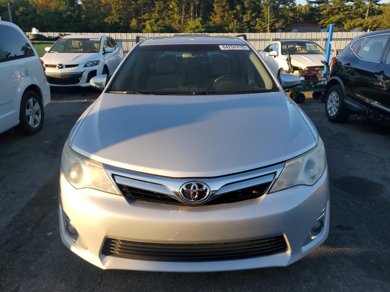 2012 Toyota Camry Xle V6 - Фото 5