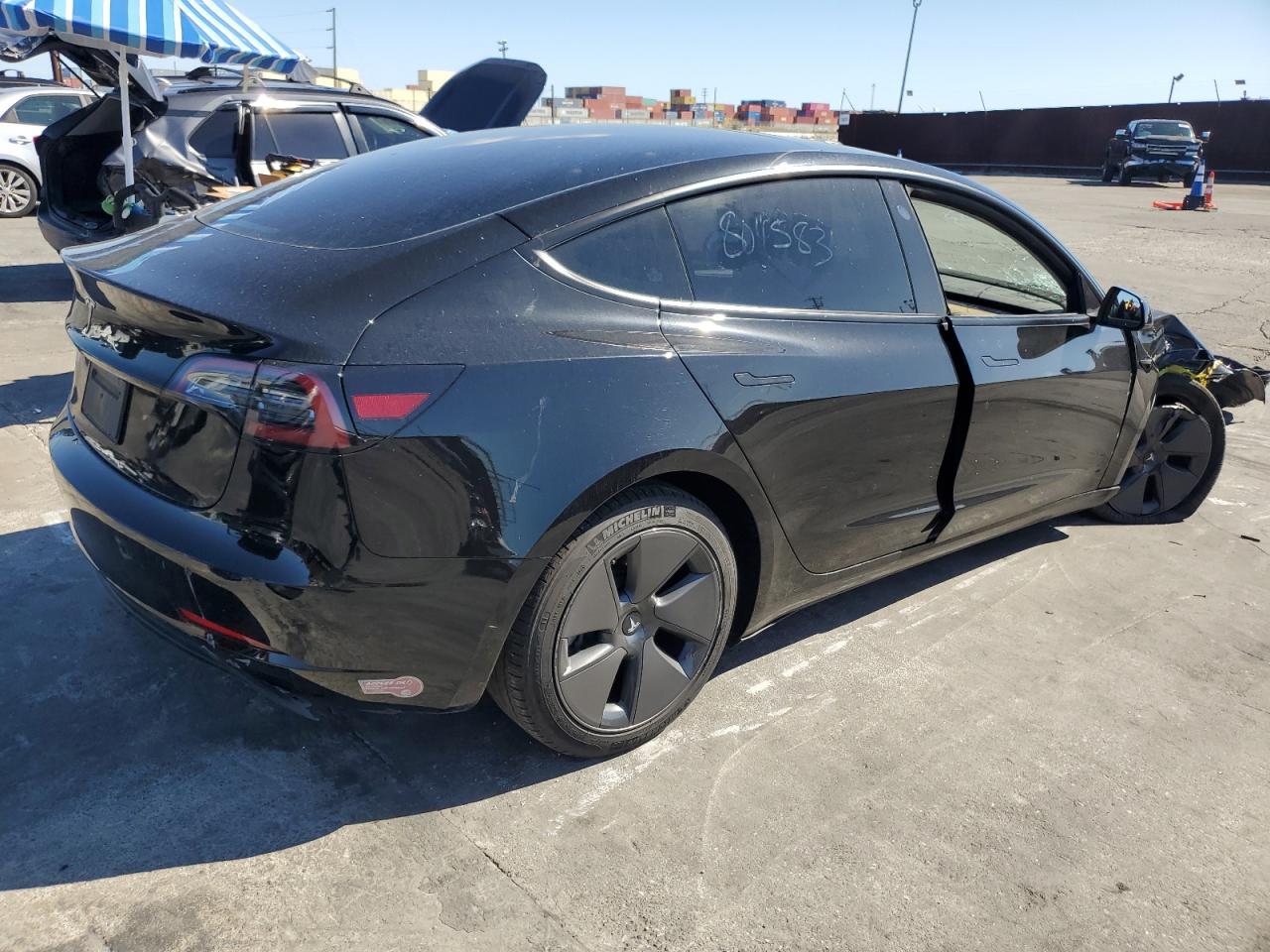 2023 Tesla Model 3 - Фото 3