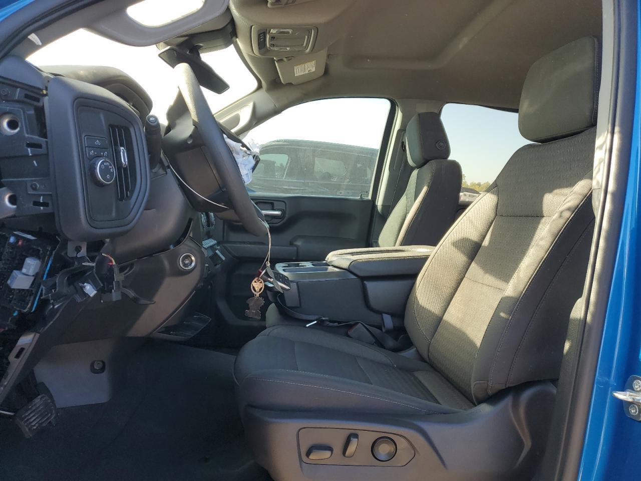 2023 Chevrolet Silverado C1500 Custom - Фото 7