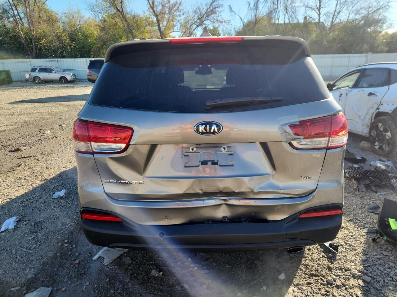 2017 Kia Sorento Lx - Image 6