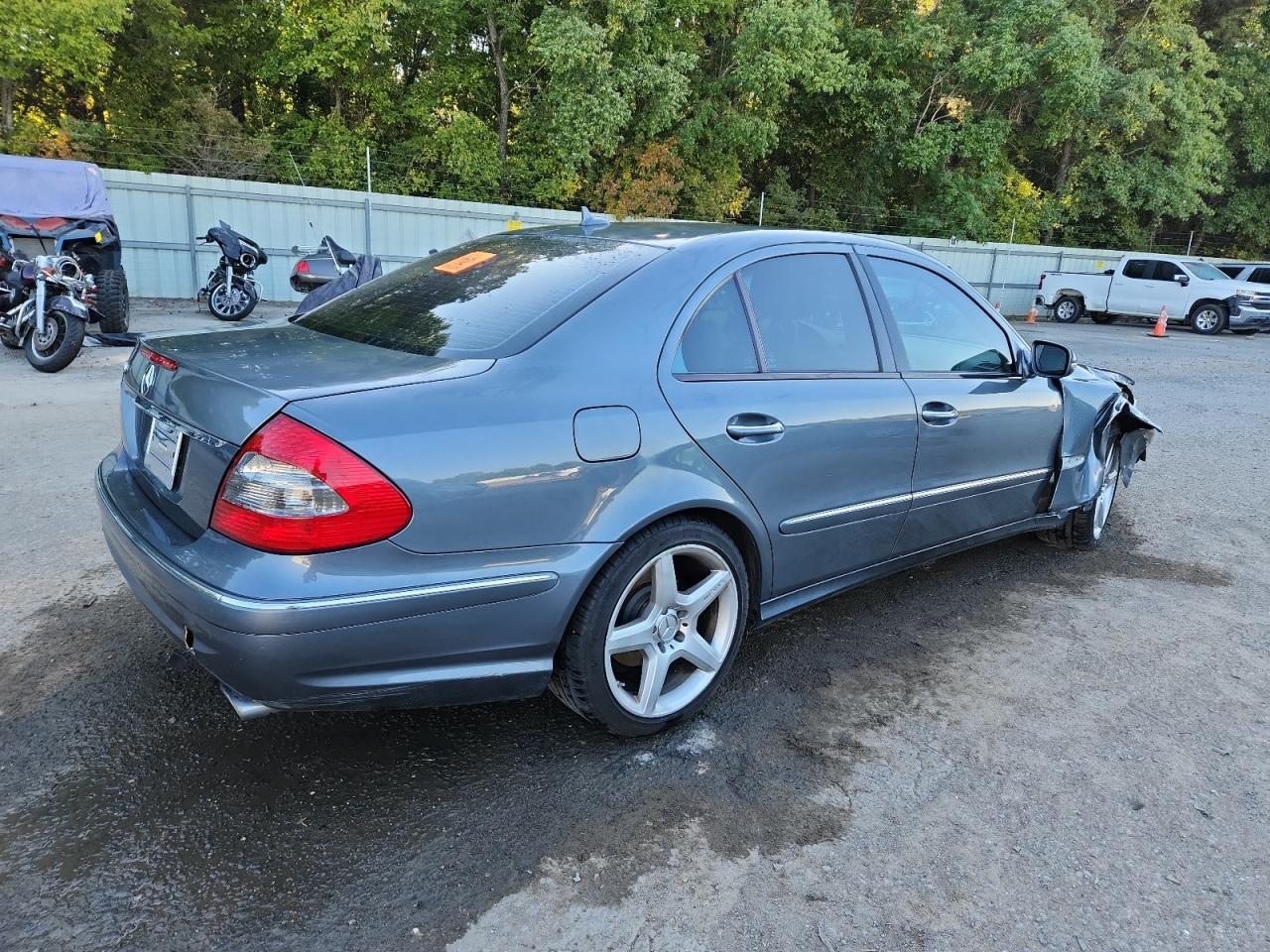 2009 Mercedes-Benz E 350 - Фото 3