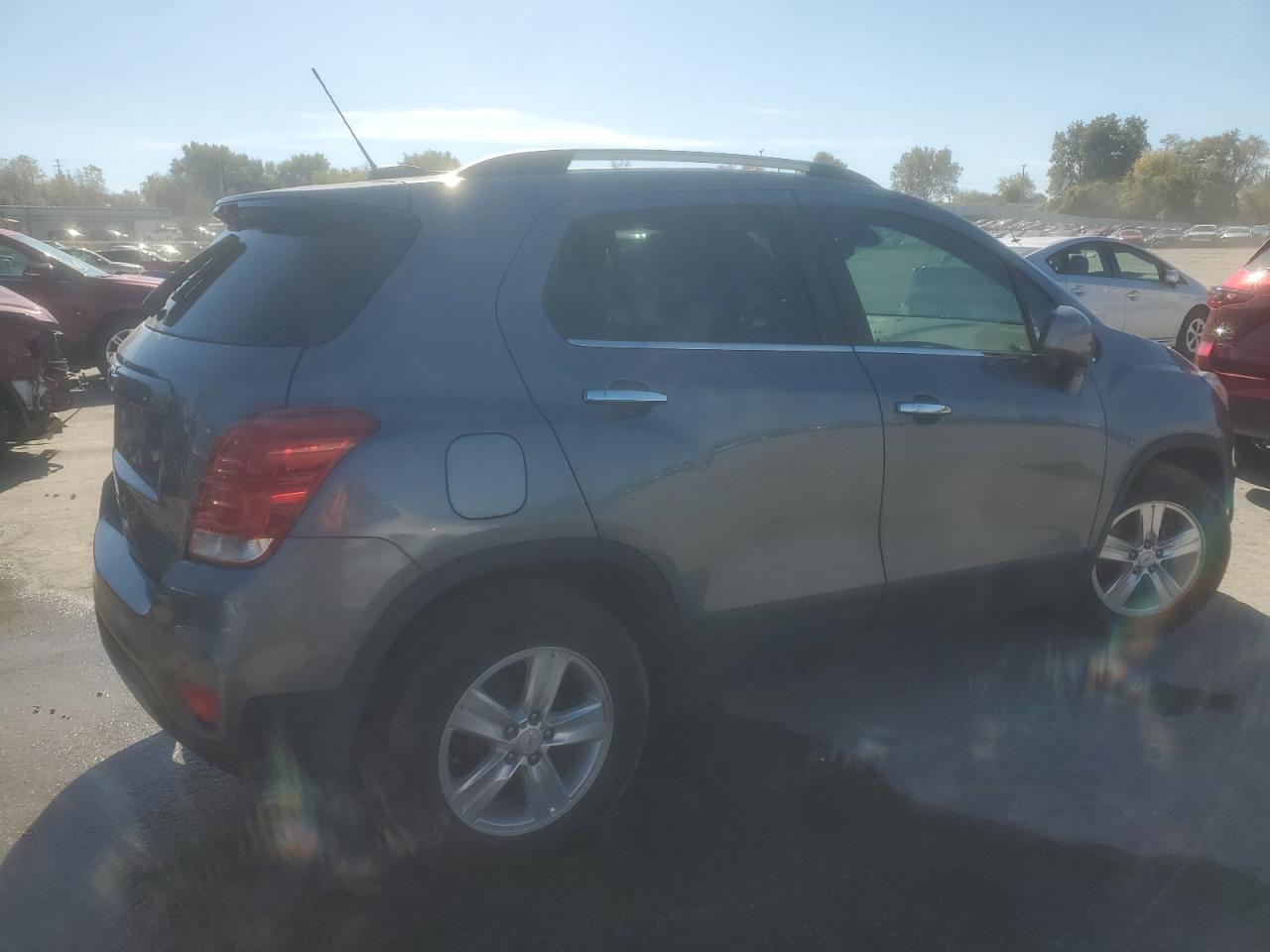 2019 Chevrolet Trax 1Lt - Image 3