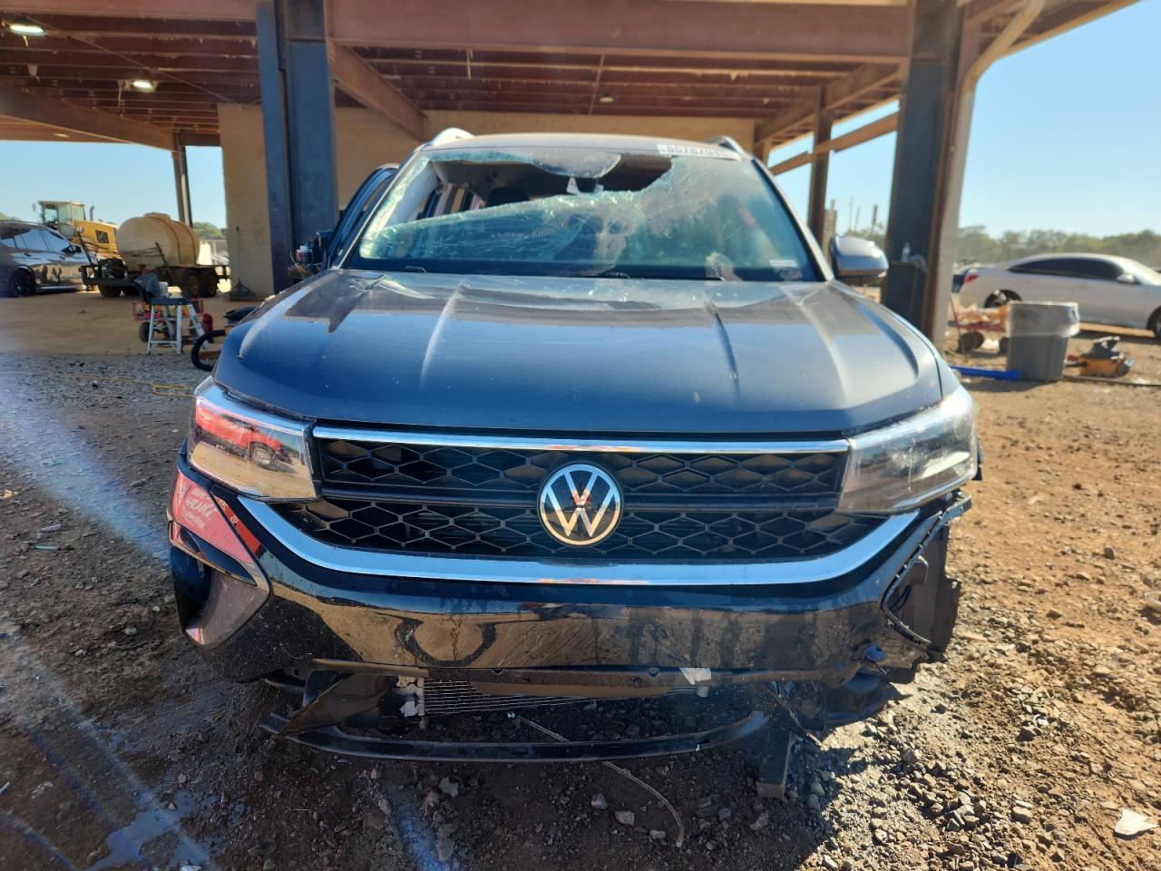 2023 Volkswagen Taos Se - Image 5