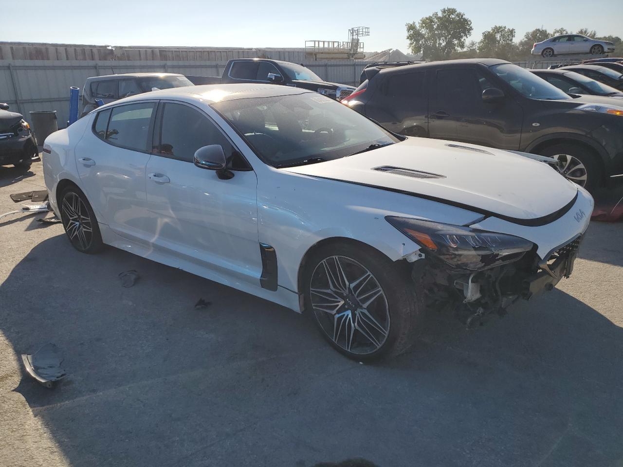 2022 Kia Stinger Gt1 - Фото 4