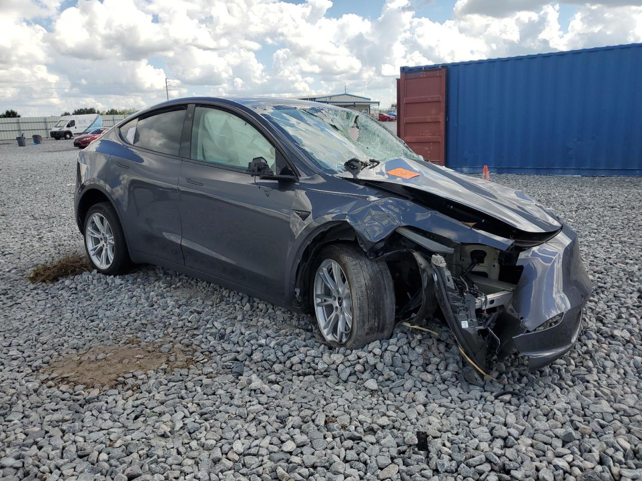 2022 Tesla Model Y - Фото 4