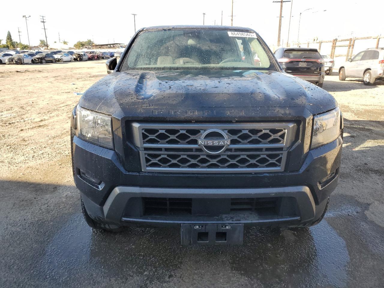 2022 Nissan Frontier Sv - Image 5