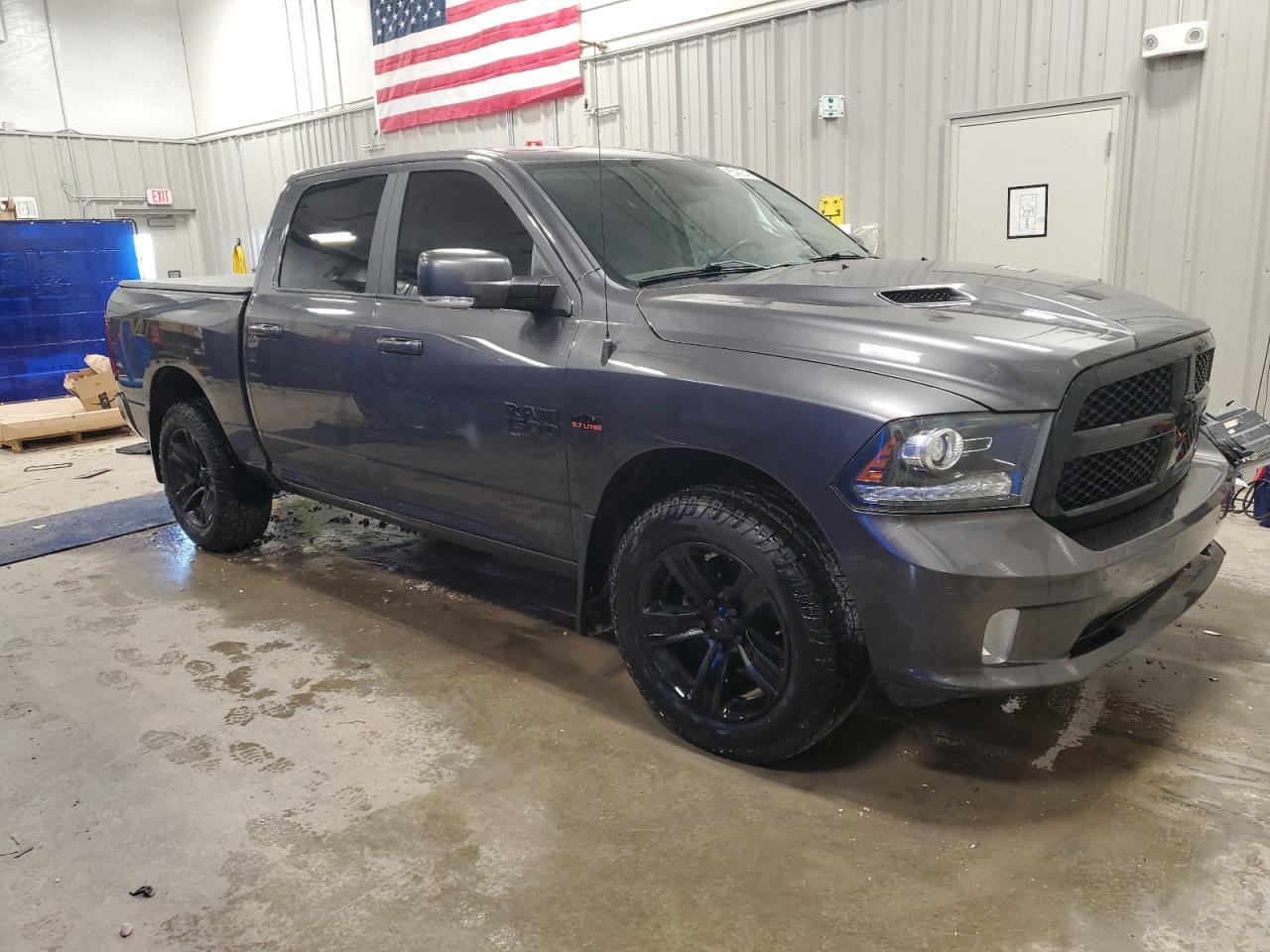2017 Ram 1500 Sport - Фото 4