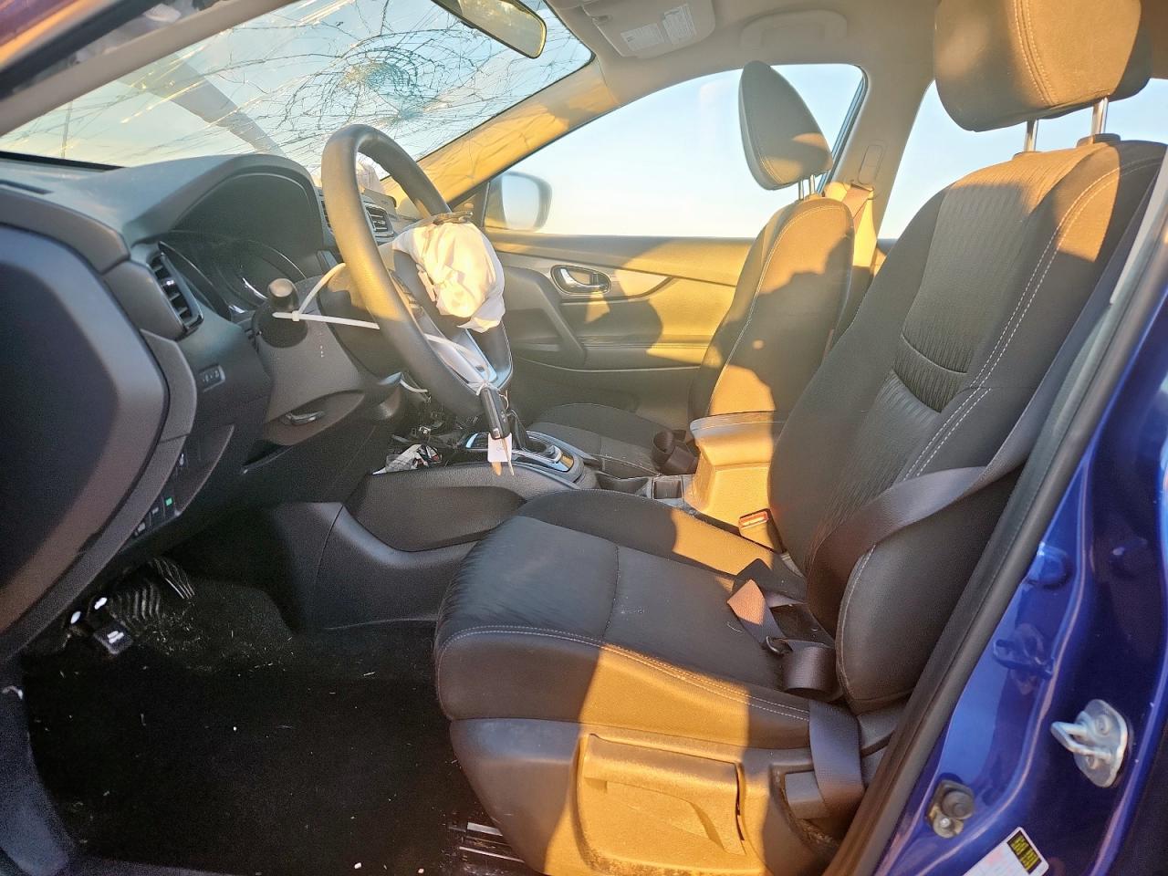 2017 Nissan Rogue S - Image 7