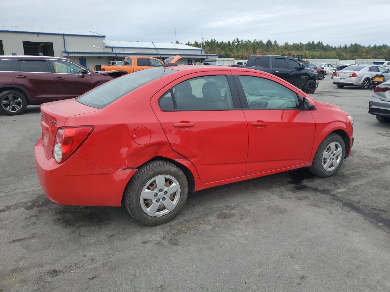 2015 Chevrolet Sonic Ls - Фото 3