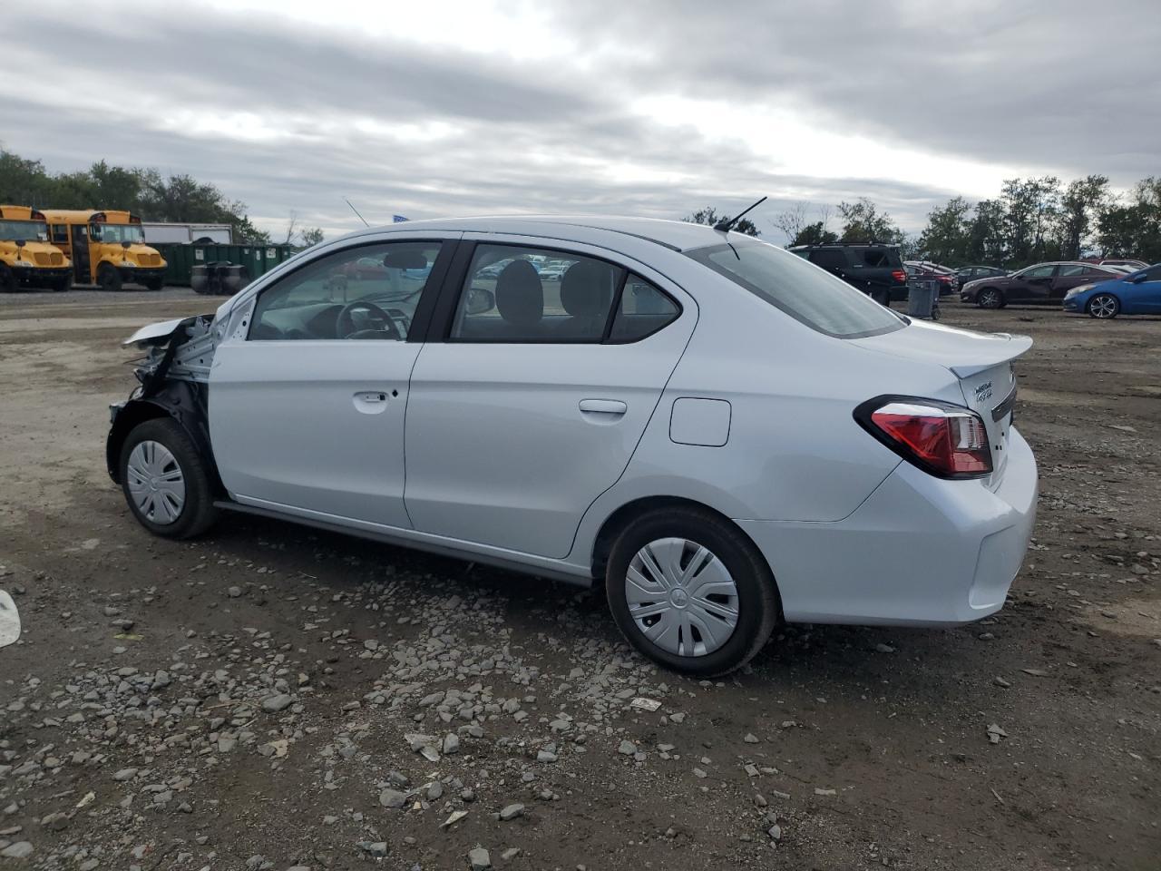 2024 Mitsubishi Mirage G4 Es - Image 2