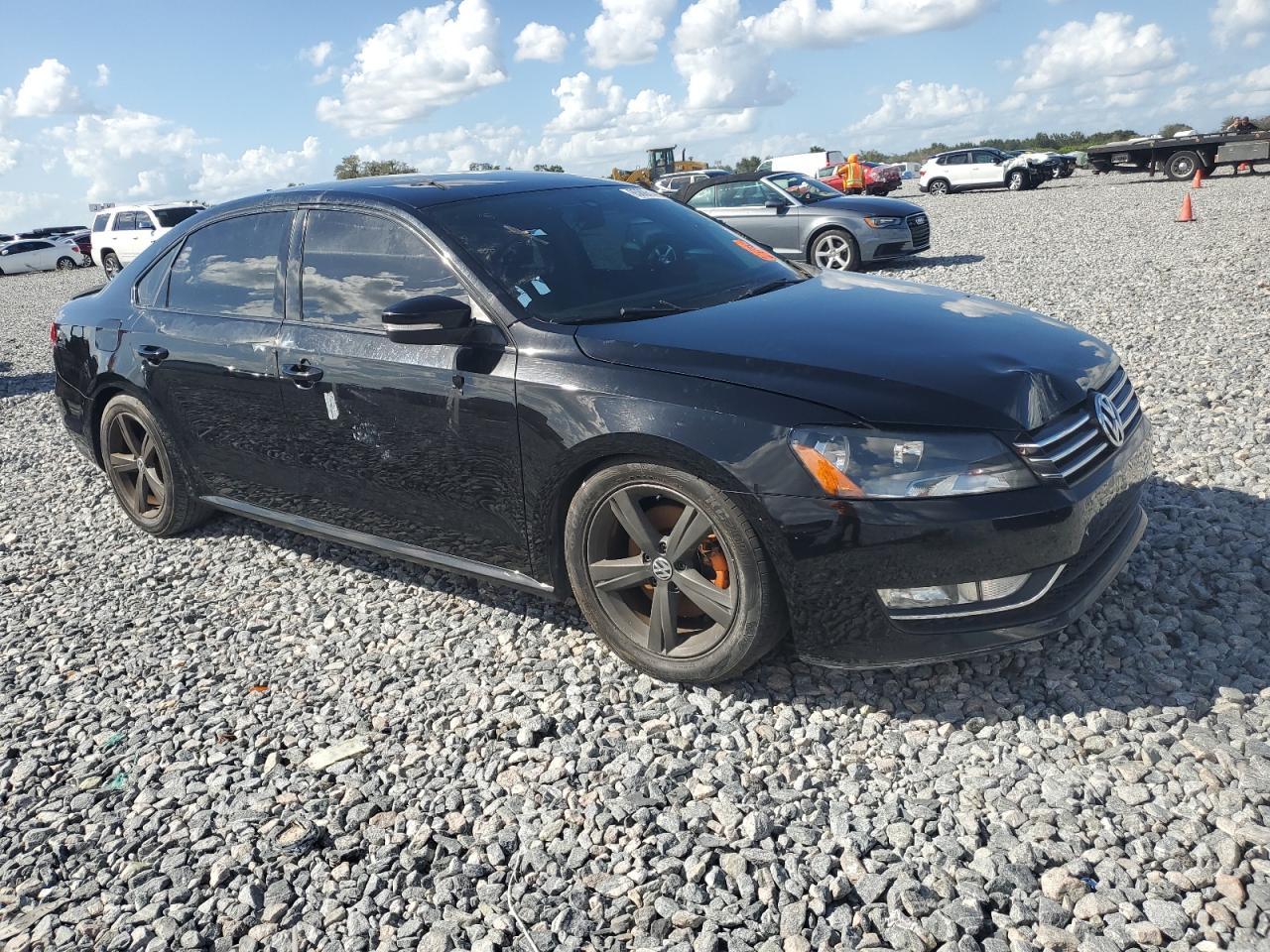 2015 Volkswagen Passat S - Image 4
