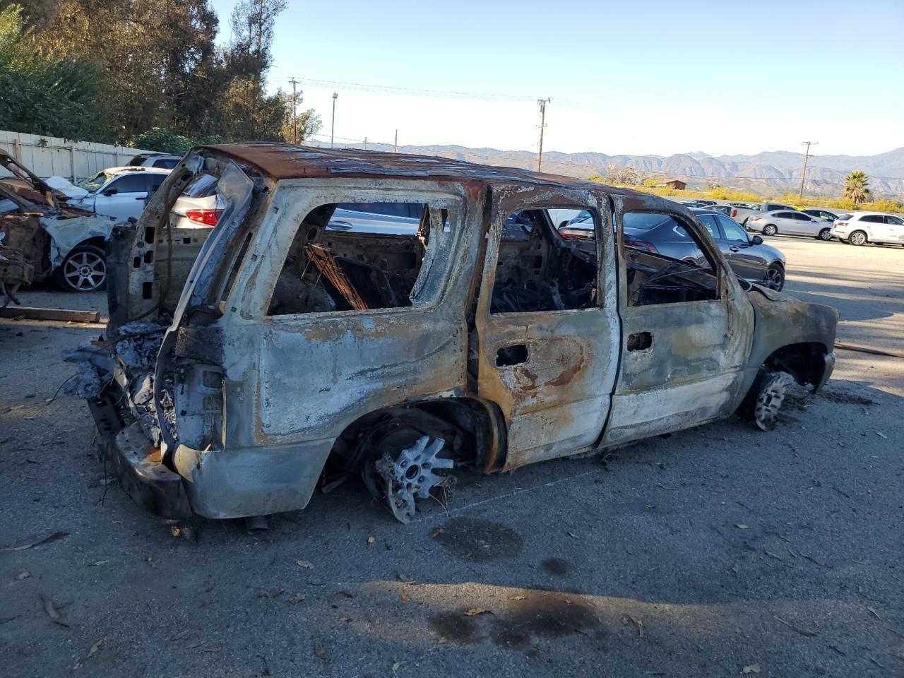 2001 GMC Yukon - Image 3