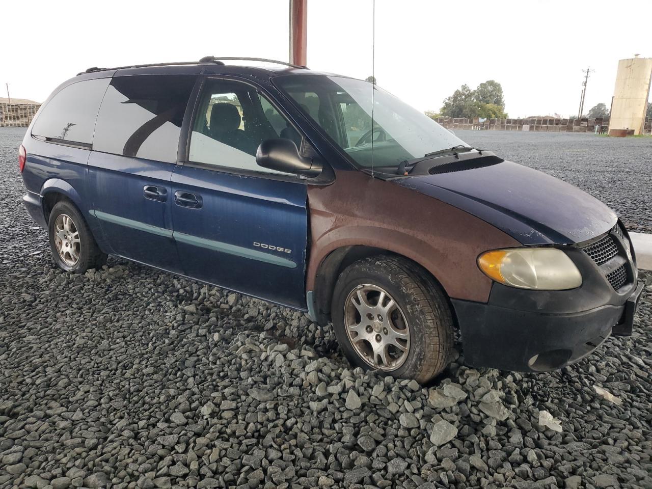 2001 Dodge Grand Caravan Sport - Фото 4