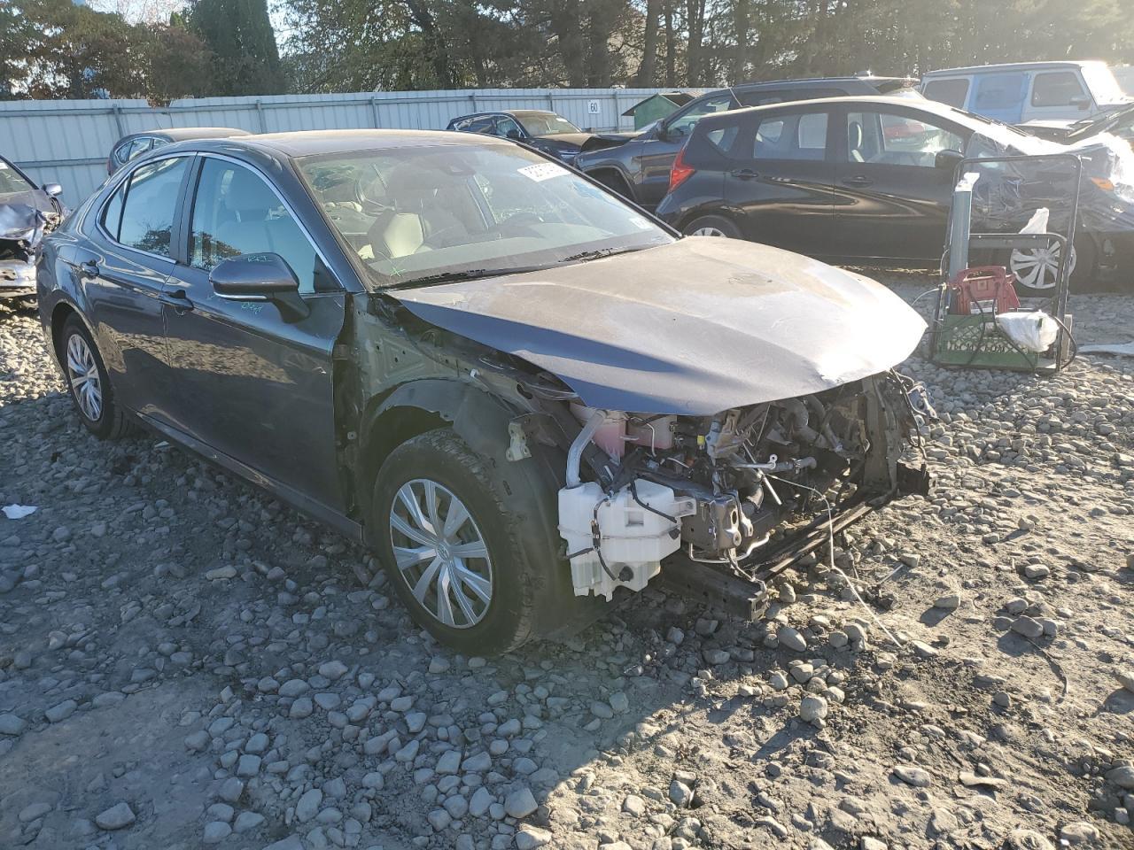 2022 Toyota Camry Le - Image 4